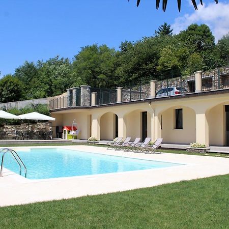 Oleandro 2 Apartment In Villa Cerutti Mergozzo Exterior photo